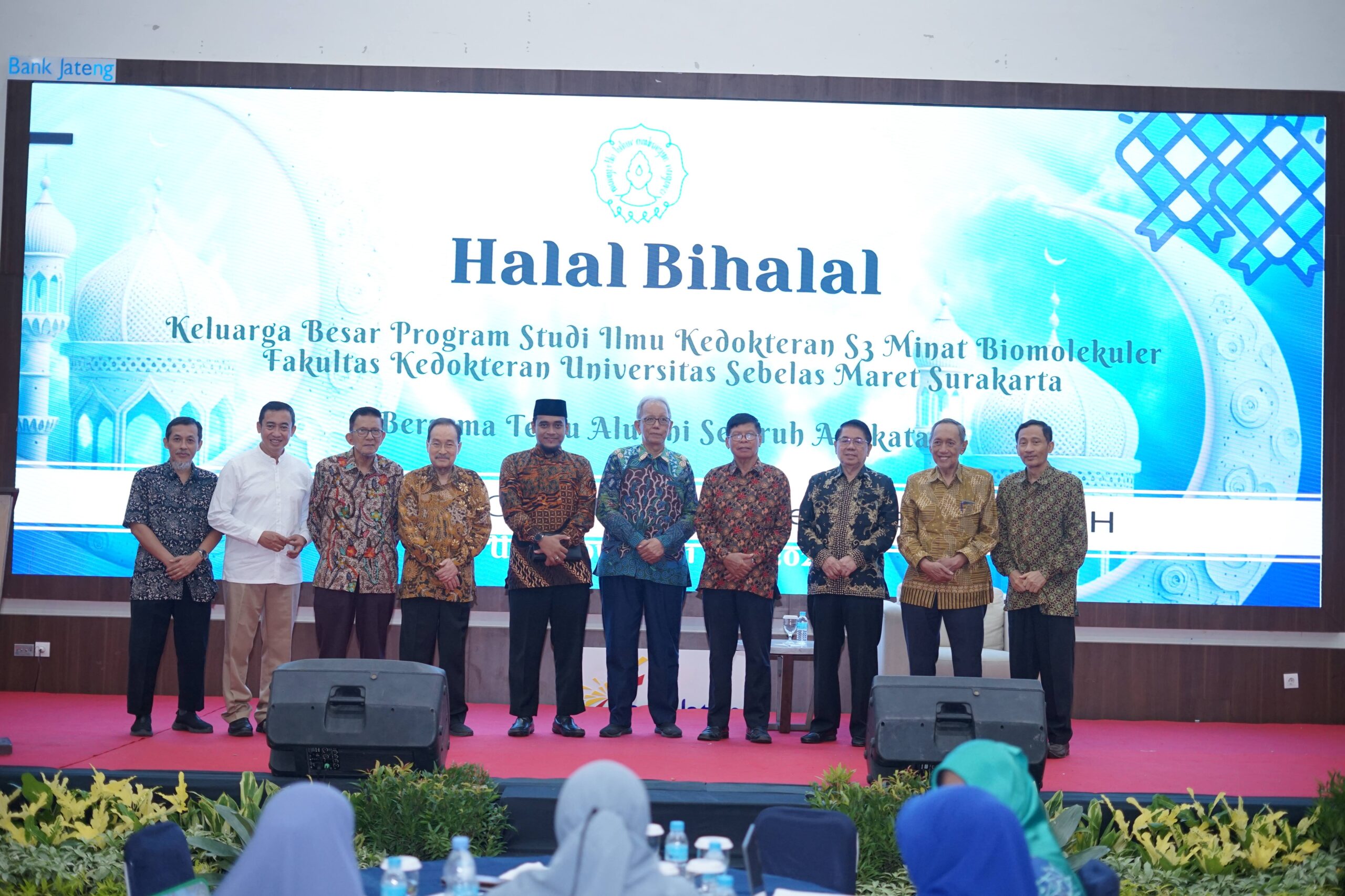 Prodi Ilmu Kedokteran S3 Fakultas Kedokteran UNS melaksanakan kegiatan "Halal Bihalal Hari Raya Idul Fitri 1445 Hijriah & Temu Alumni"